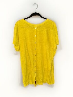 Tahari Bright Yellow Button-Back Short Sleeve Top
